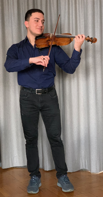 Musiktalent mit Geige